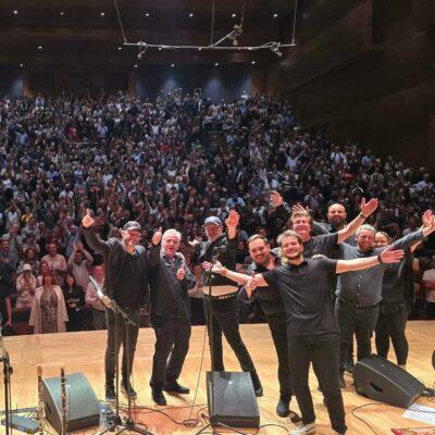 Cover Image for За Влатко, еден и единствен! Големите писатели што имаат кажале во своите книги, големите музичари – во својата музика