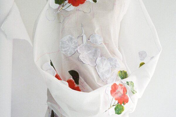 Cover Image for ЈАЗИКОТ НА ЦВЕЌЕТО И ЦВЕТОТ ВРЕДЕН ЗЛАТО